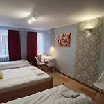 Eden & Restaurant Bed & Breakfast Ełk
