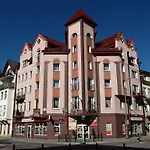Bed & Breakfast Eden & Restaurant 3*