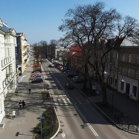 住宿加早餐酒店 Eden & Restaurant