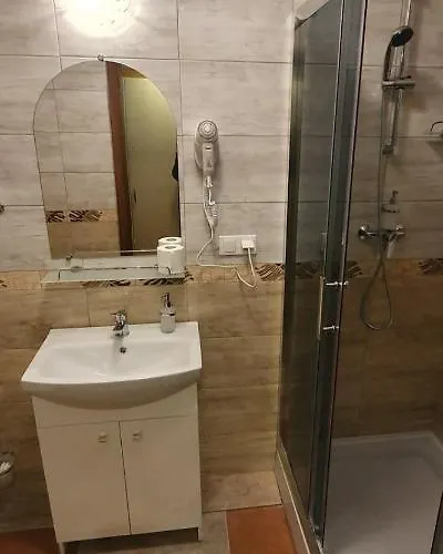 住宿加早餐酒店 Eden & Restaurant 厄尔科